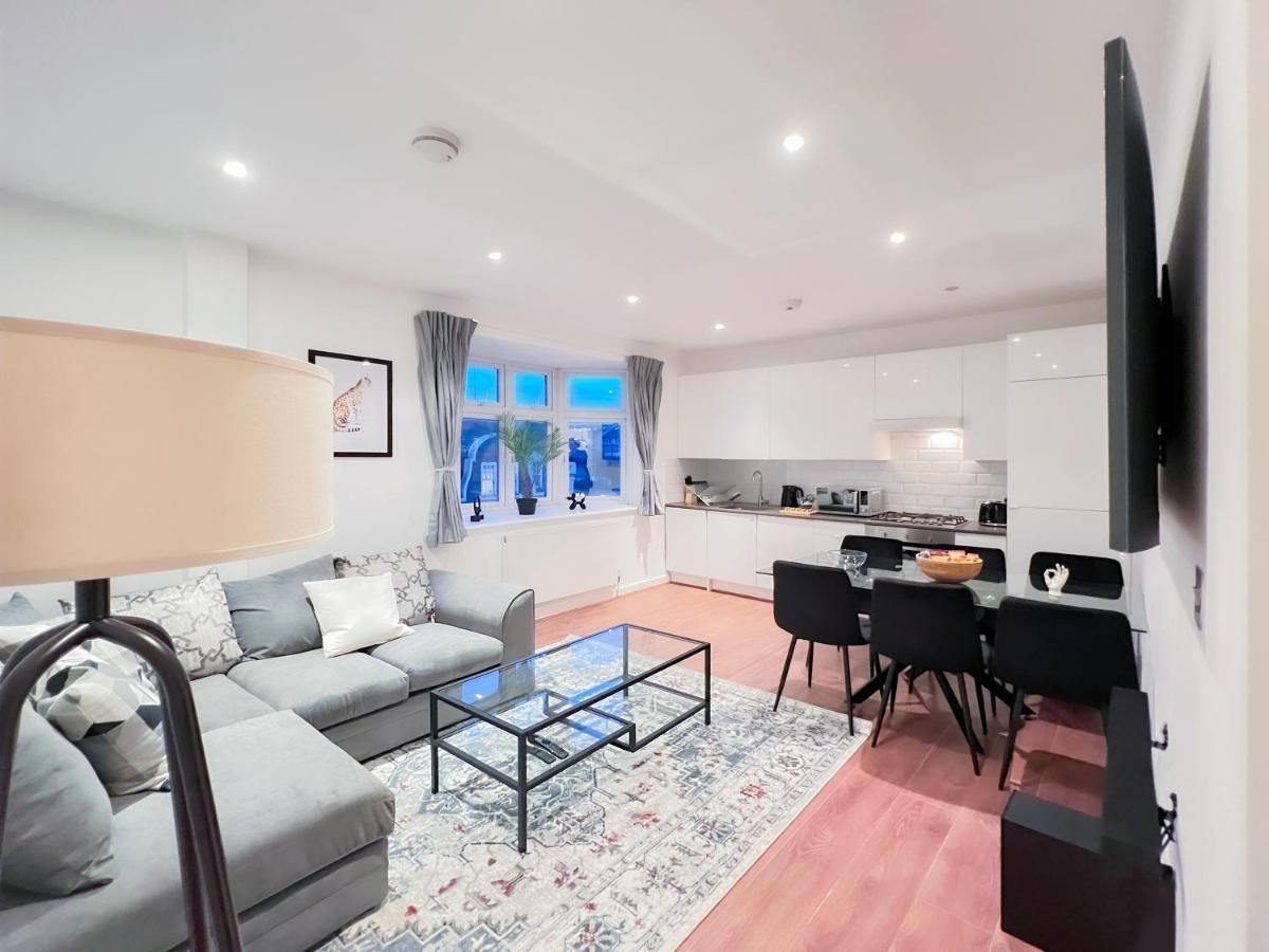 Prime Location Camden Luxury Apt Sleeps 6 런던 외부 사진