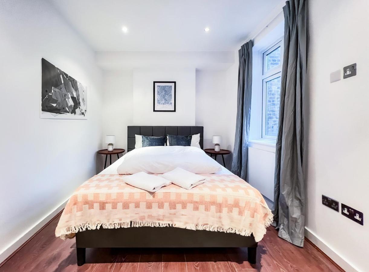 Prime Location Camden Luxury Apt Sleeps 6 런던 외부 사진