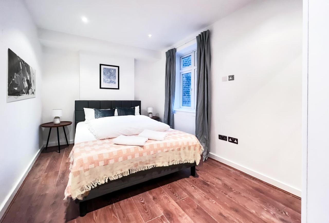 Prime Location Camden Luxury Apt Sleeps 6 런던 외부 사진