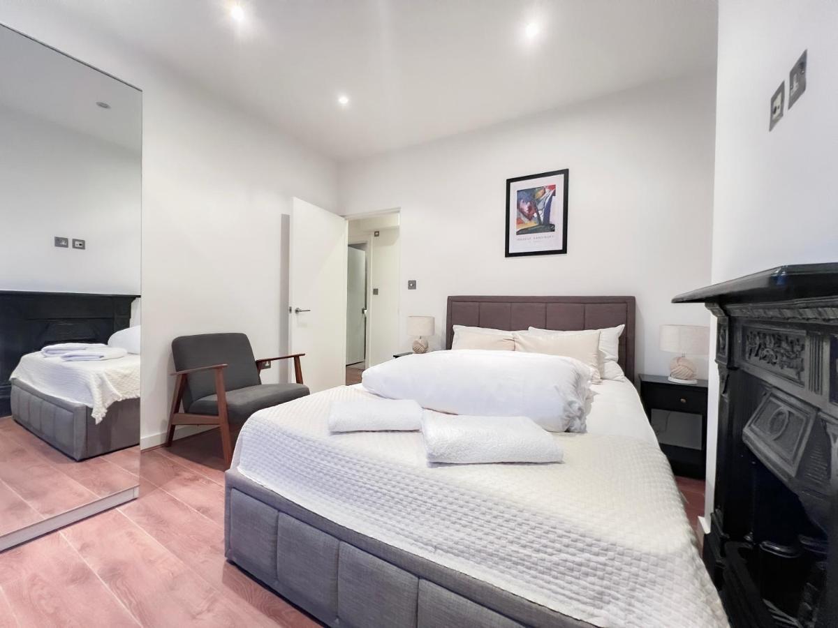 Prime Location Camden Luxury Apt Sleeps 6 런던 외부 사진